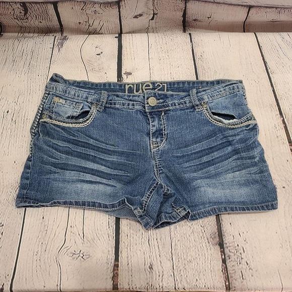 rue 21 denim shorts lapped pocket - Picture 5 of 12